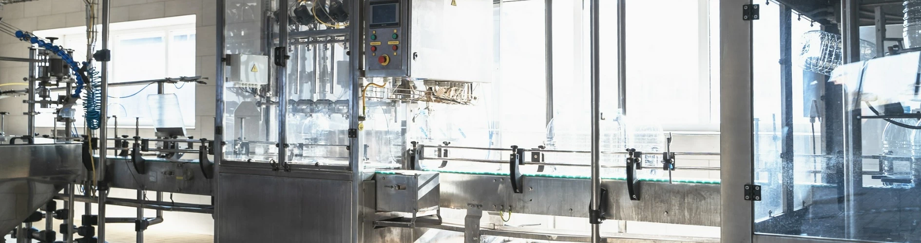 uudet koneet, käytetyt ekstruuderit, pehmitinjärjestelmät, tuotantolinjat Puolassa